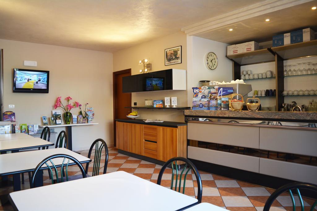 לאזיסה Villa Chiara מראה חיצוני תמונה