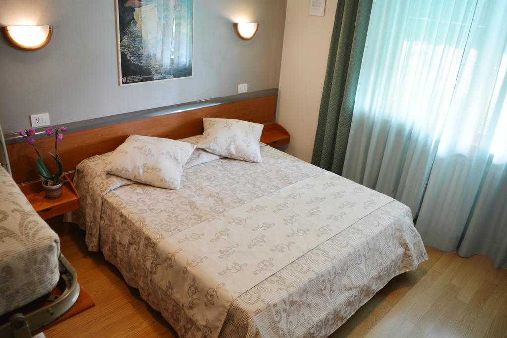 לאזיסה Villa Chiara מראה חיצוני תמונה