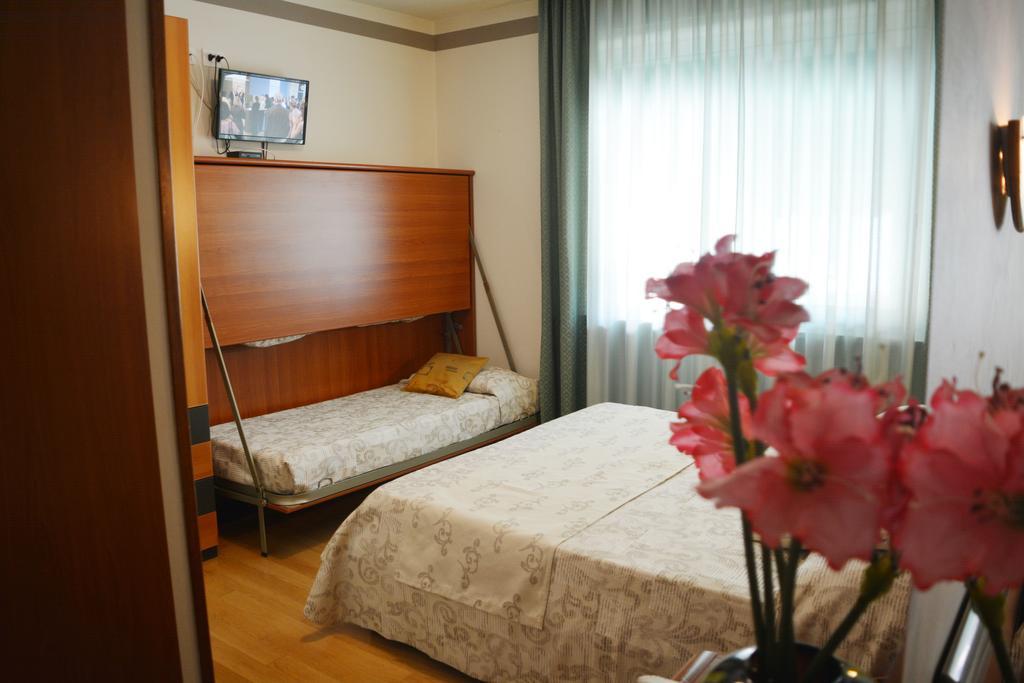 לאזיסה Villa Chiara מראה חיצוני תמונה