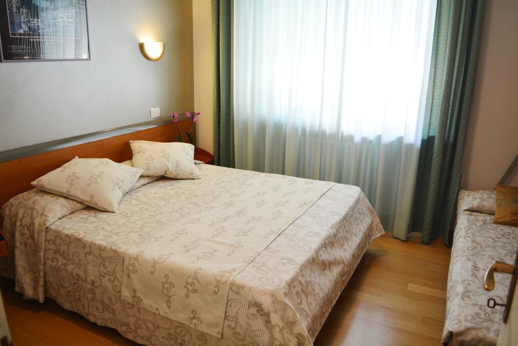 לאזיסה Villa Chiara מראה חיצוני תמונה