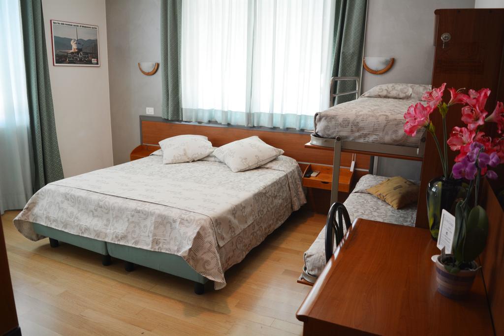 לאזיסה Villa Chiara מראה חיצוני תמונה