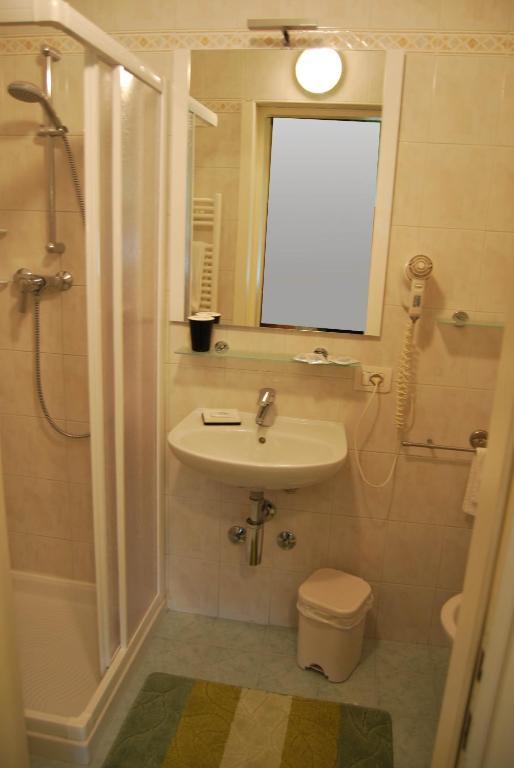 לאזיסה Villa Chiara מראה חיצוני תמונה